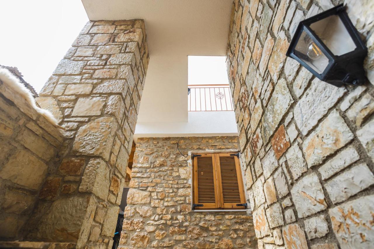 Villa Porta Qeparo Exteriör bild