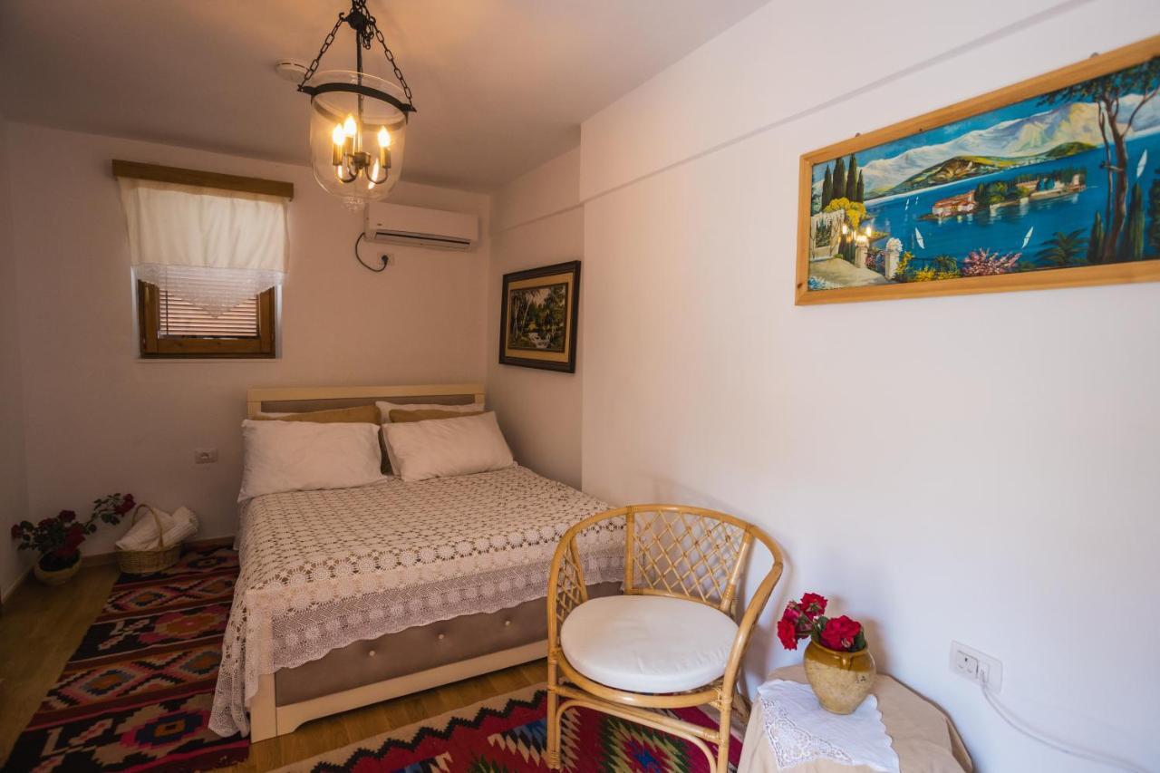 Villa Porta Qeparo Exteriör bild