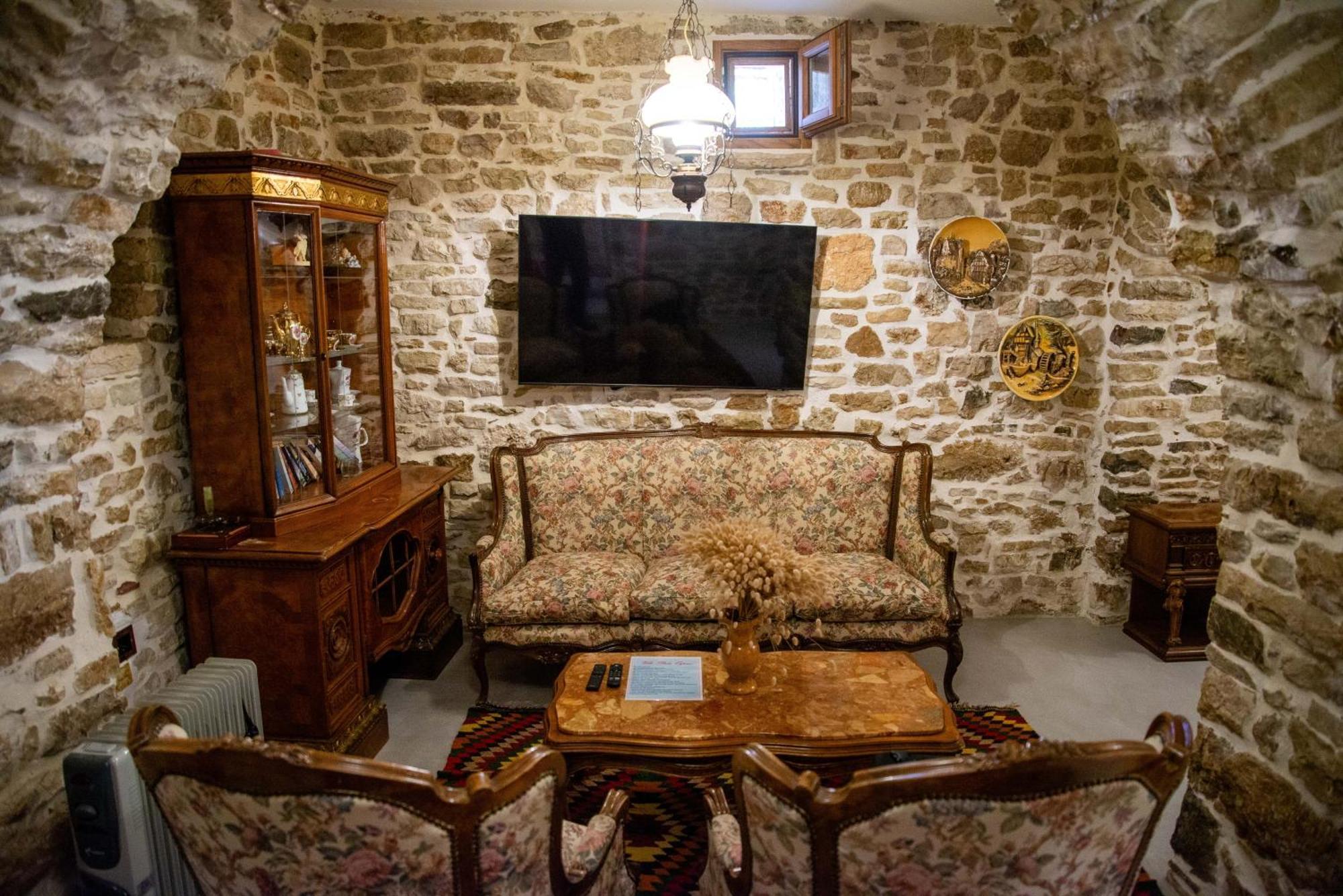 Villa Porta Qeparo Exteriör bild