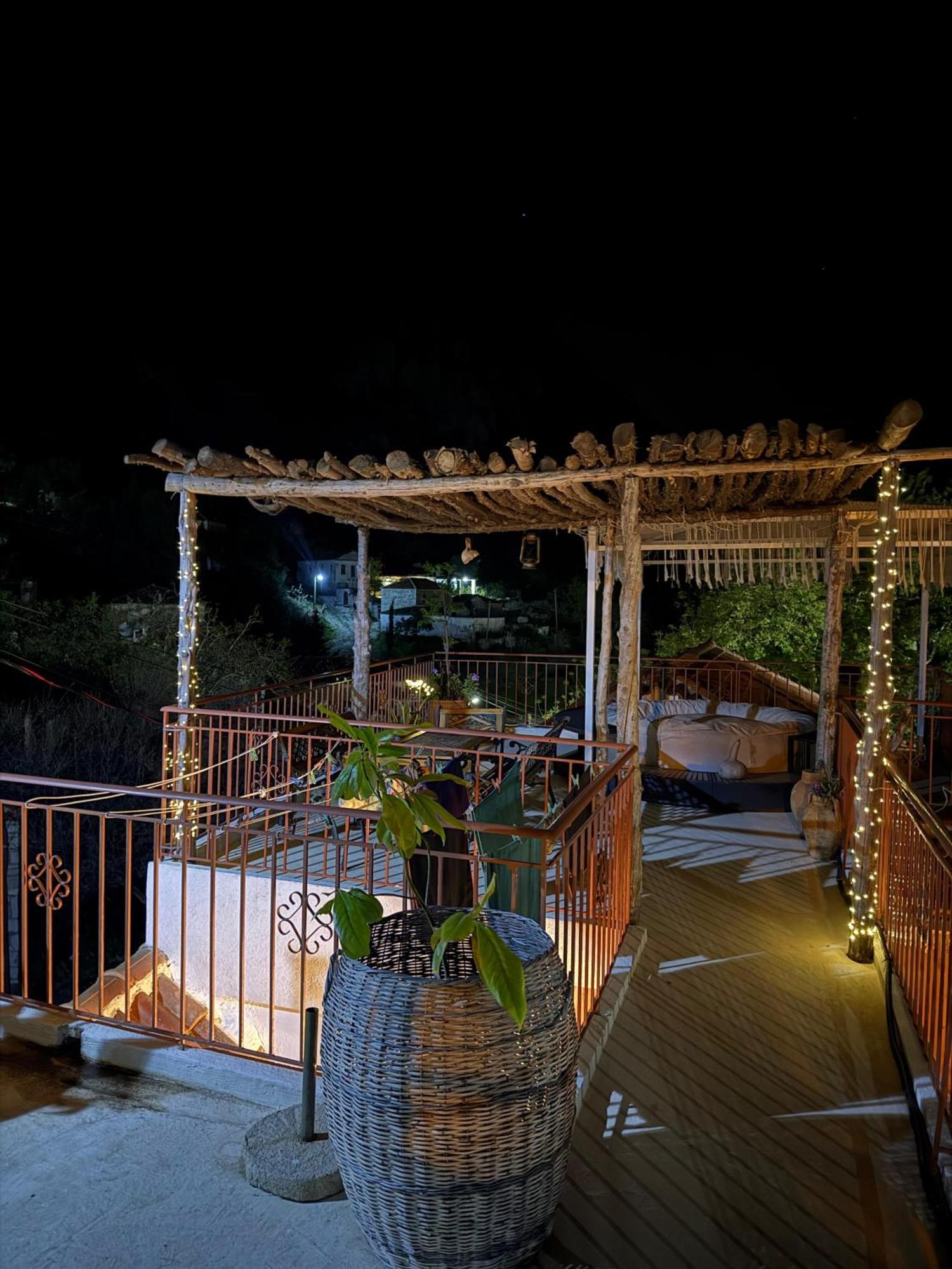 Villa Porta Qeparo Exteriör bild
